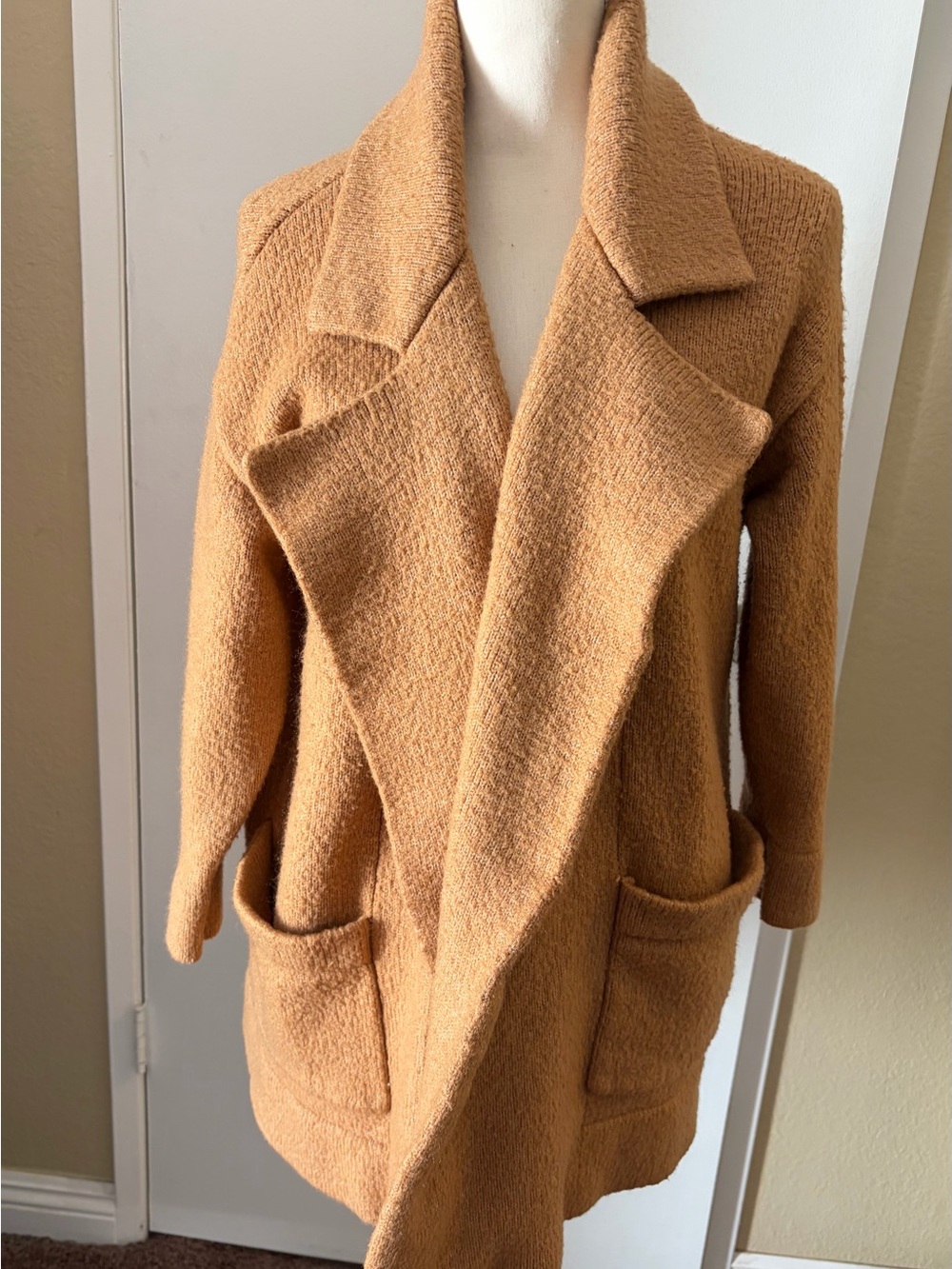 Forever 21 Camel Bouclé Open-Front Longline Trench Coatigan M